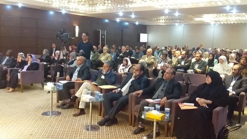 ندوة علمية حول المخاطر البيئية على الصحة بفندق باب البحر مدينة طرابلس