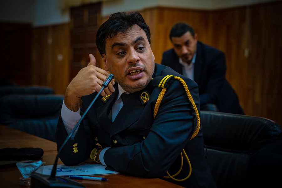 محاضرة بيئية في ورشة عمل بقاعة البلدية بمدينة زليتن - ليبيا