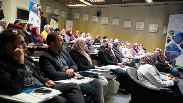 محاضرة علمية حول النفايات الطبية وأضرارها الصحية والبيئية للعاملين بمستشفى العيون بمدينة طرابلس 1 مارس 2020.