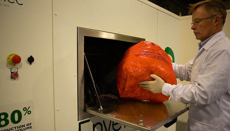 التأثير البيئي للمعالجة الكيميائية للنفايات الطبية