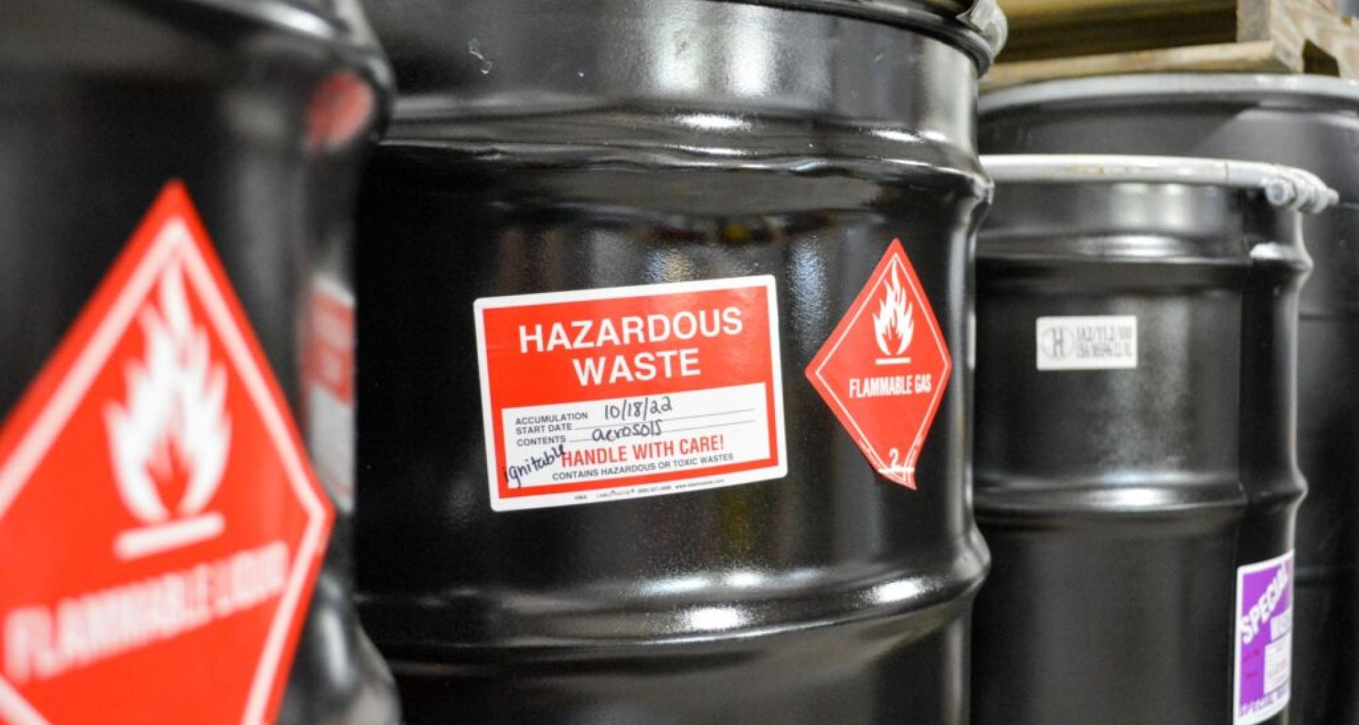 التجارة الدولية للنفايات الخطرة 1 التجارة الدولية للنفايات الخطرة