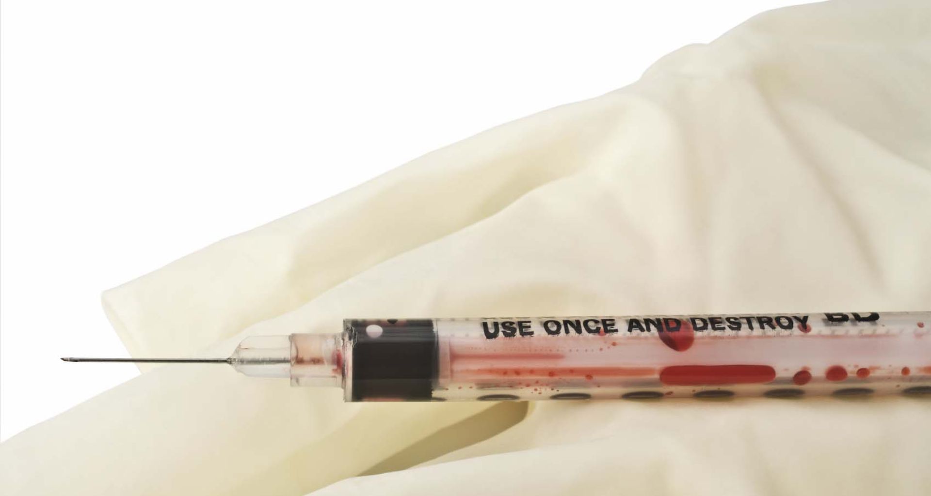 أسباب إصابات وخز الإبر في ثلاثة وسبعون ممرضة وعاملة نظافة وإخصائية معمل في بعض المرافق الصحية بمدينة طرابلس 1 أسباب إصابات وخز الإبر في ثلاثة وسبعون ممرضة وعاملة نظافة وإخصائية معمل في بعض المرافق الصحية بمدينة طرابلس