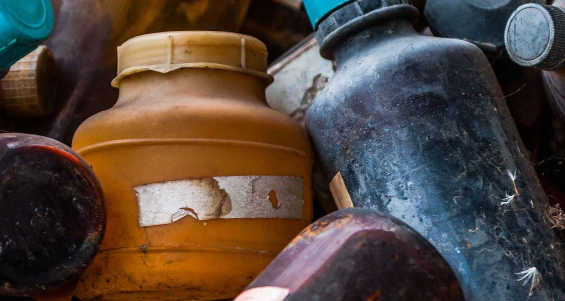 ما هي النفايات الخطرة؟ 1 ما هي النفايات الخطرة؟