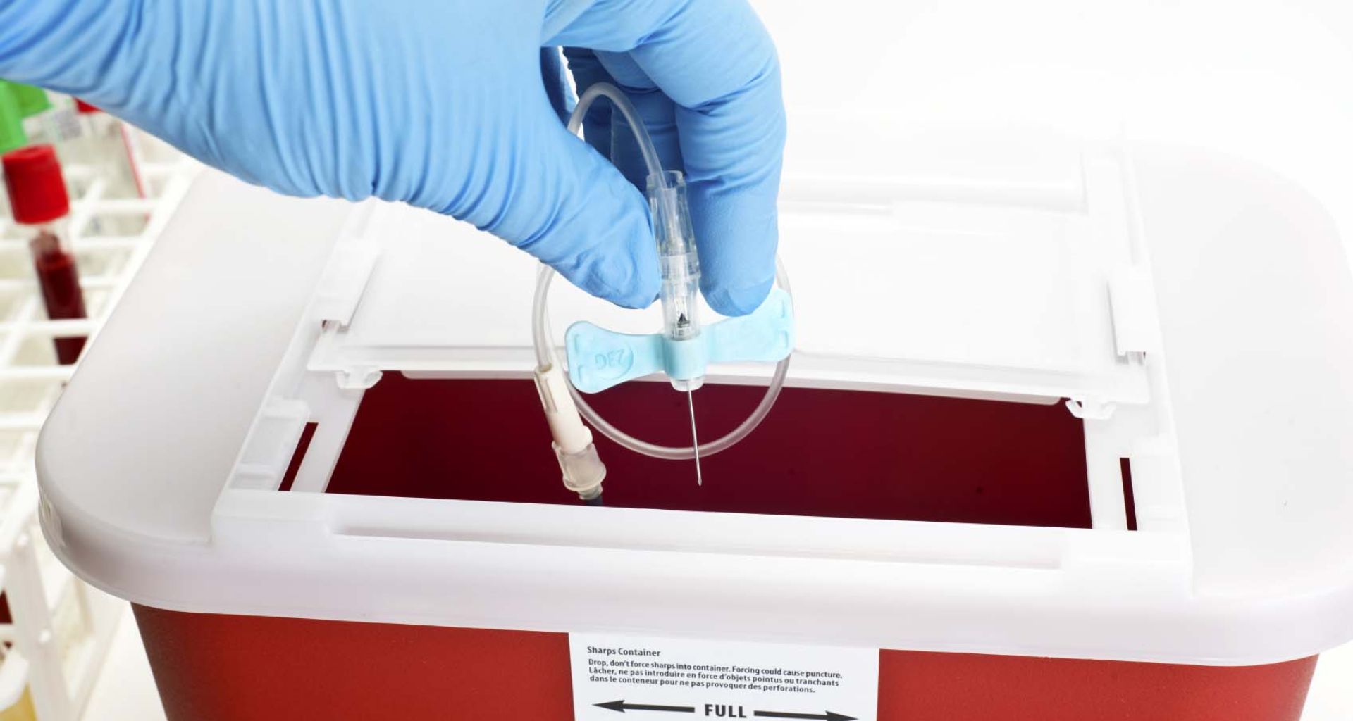 معايير اختيار حاويات الأدوات الحادة 1 معايير اختيار حاويات الأدوات الحادة