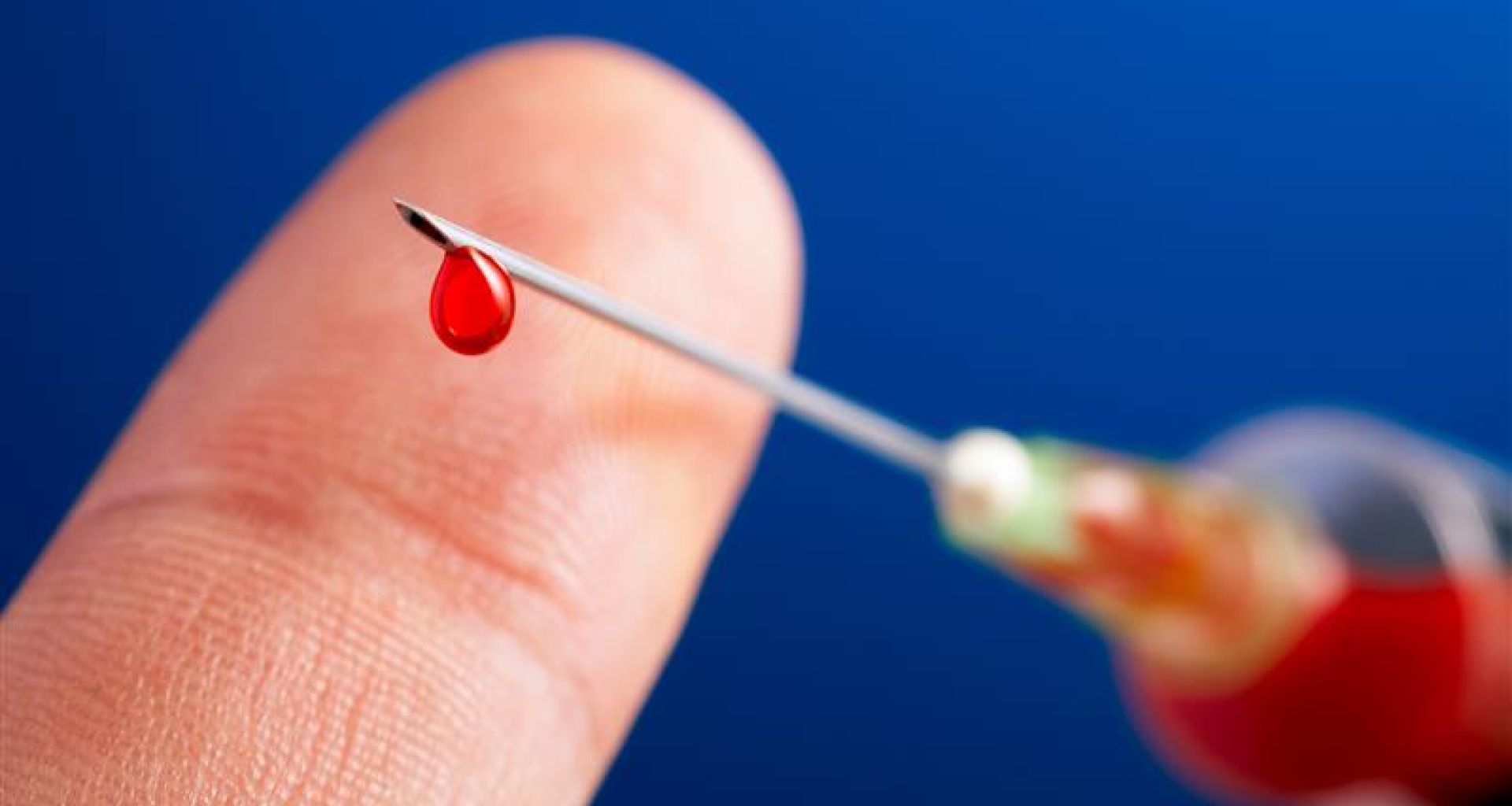 أسباب إصابات وخز الإبر في العاملين بالصحة 1 أسباب إصابات وخز الإبر في العاملين بالصحة