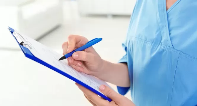 إدارة النفايات الرعاية الصحية في المستشفيات: التبليغ عن الحوادث