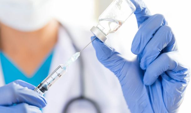 إجراءات التحصين للعاملين في إدارة نفايات الرعاية الصحية