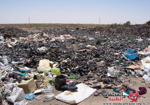 الآثار الصحية والبيئية لحرق النفايات الطبية