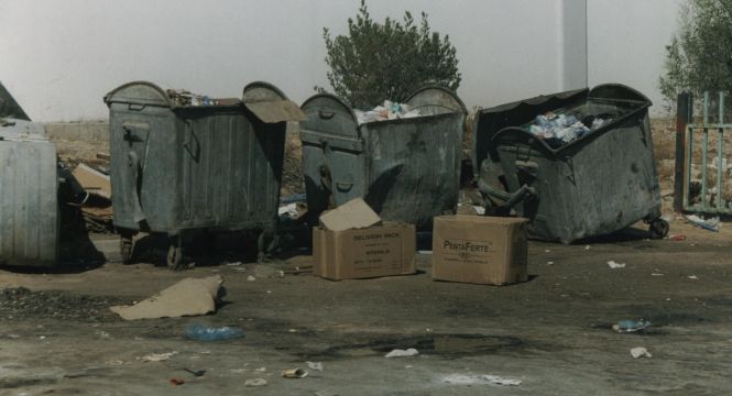أخطاء في ساحات التجميع المؤقت للنفايات بالمستشفيات
