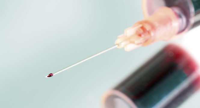 إصابات جروح الإبر في العاملين بمجال الصحة في عدة دول