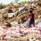 المخاطر الصحية المترافقة لمهنة نبش القمامة في الأطفال