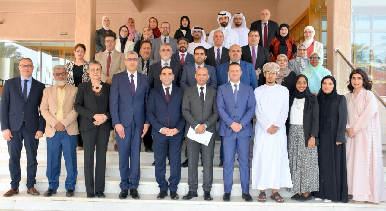 النفايات الطبية بمستشفيات جراحة الحروق والتجميل 6 برنامج “اليقظة الصحية وجودة الهواء والمعالجة المستدامة للنفايات الطبية والخطرة” بدولة الكويت 21-22 أبريل 2025