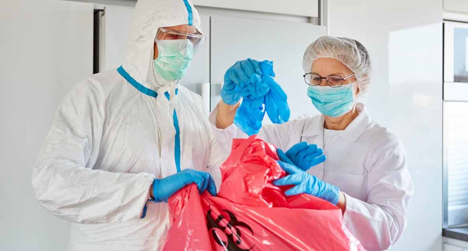 حفنة من الأوساخ 1 الأشخاص المعرضون لخطر النفايات الرعاية الصحية