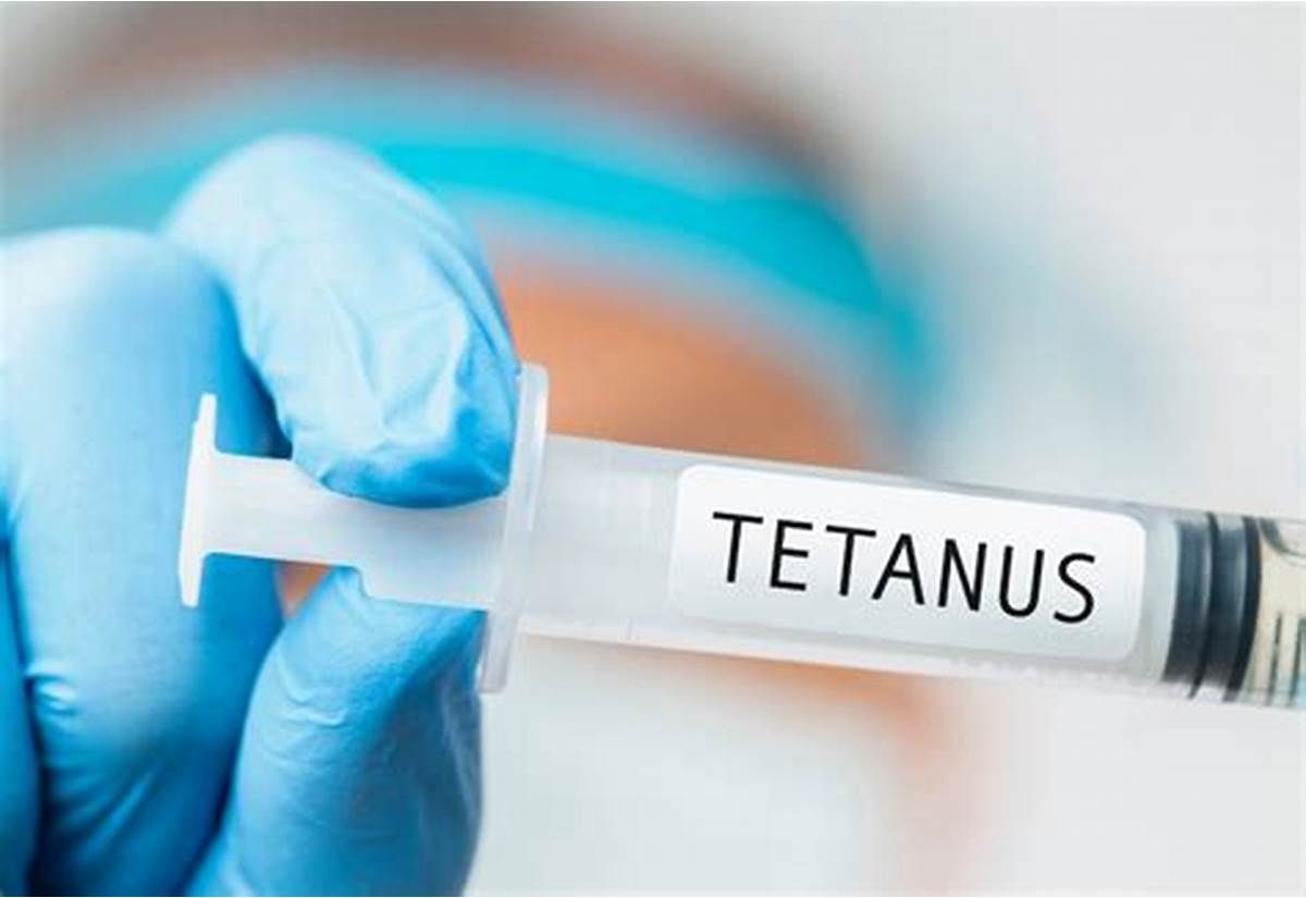 أهمية التطعيم ضد الكزاز (Tetanus) في منع العدوى من حالات وخز الإبر والحقن في العاملين مع النفايات الرعاية الصحية