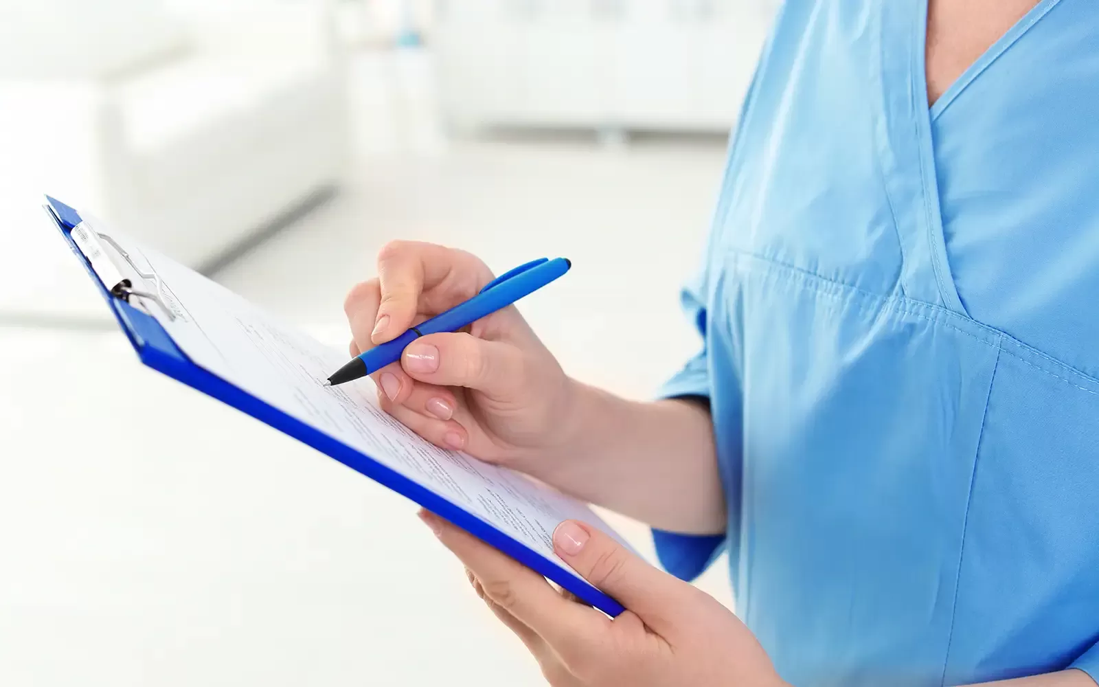 إدارة النفايات الرعاية الصحية في المستشفيات: التبليغ عن الحوادث