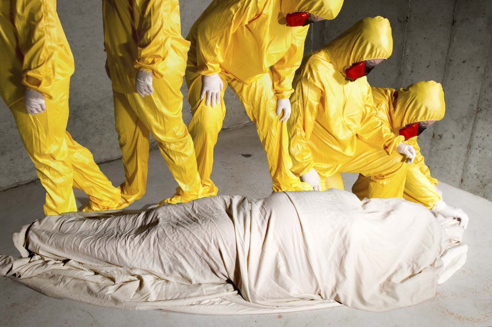كيف يتم دفن المتوفي بمرض فيروس الإيبولا حسب توصيات منظمة الصحة العالمية